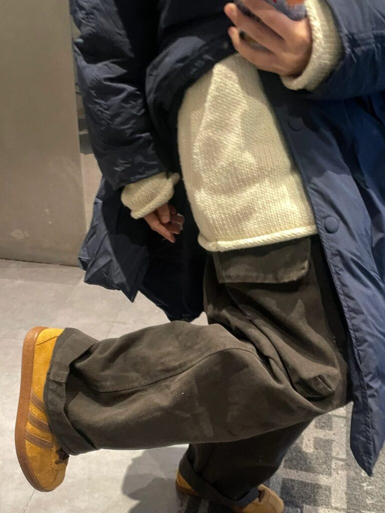 adidas TOBACCO(タバコ)の画像