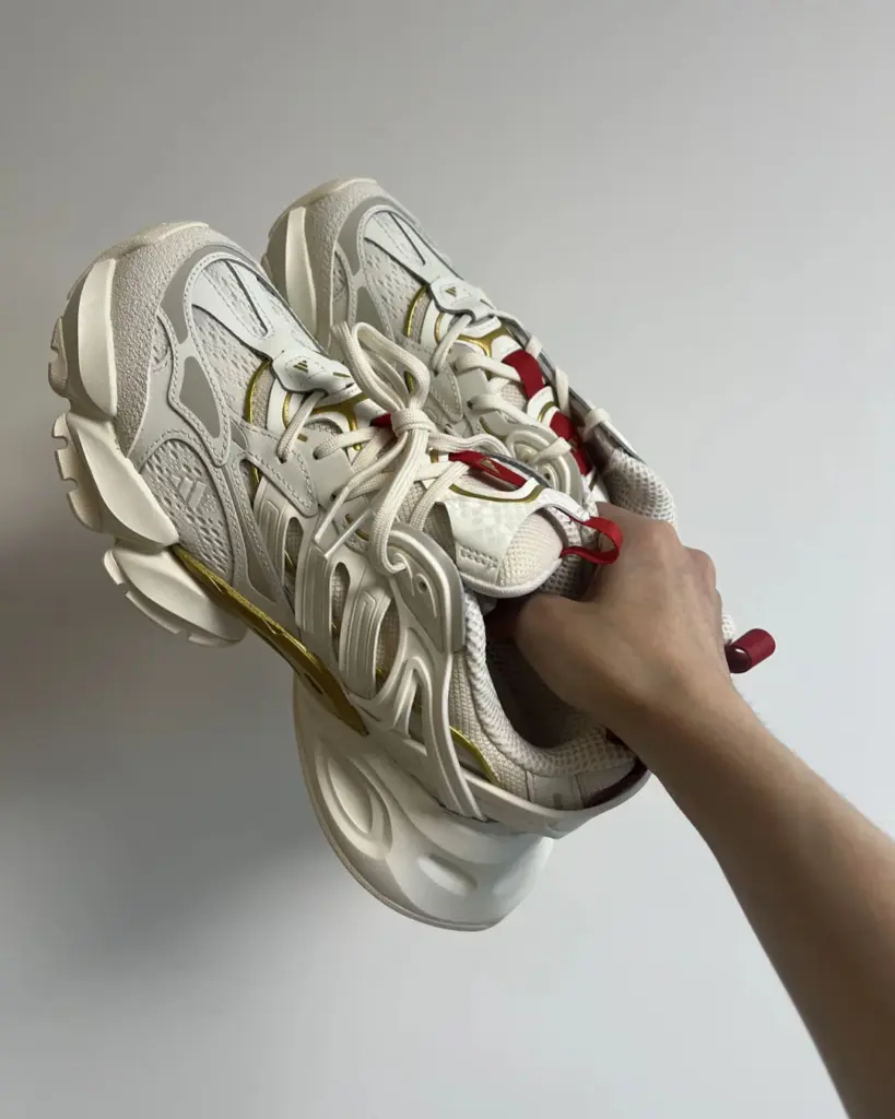 サイズ感に要注意！】adidasのXLG Runnerを実際に買ってレビュー