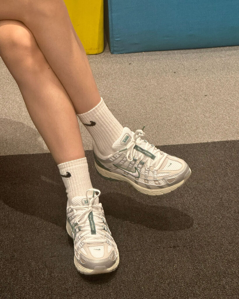 NIKE P-6000の画像
