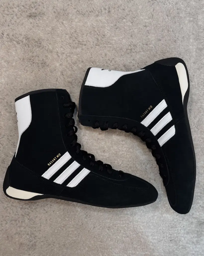 【新品未使用】 adidas rasant mid ラサント　23cm Adidas】W RASANT / アディダス ラサント 送料間税込 (adidas
