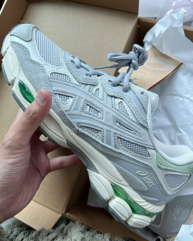 asicsのGELNYC(ゲルエヌワイシー)の画像