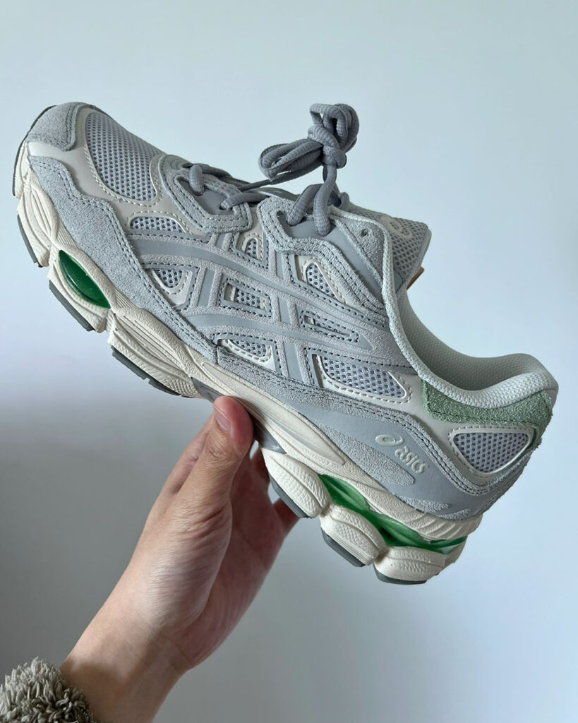 asicsのGELNYC(ゲルエヌワイシー)の画像