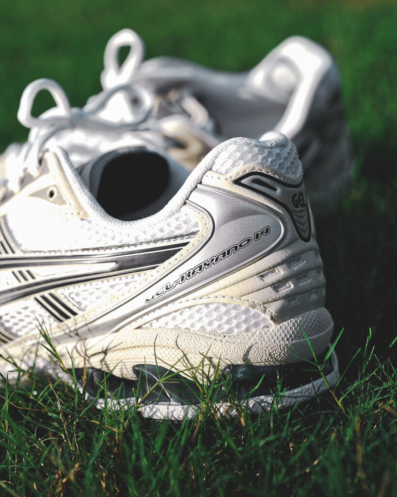asics gelkayano14の画像
