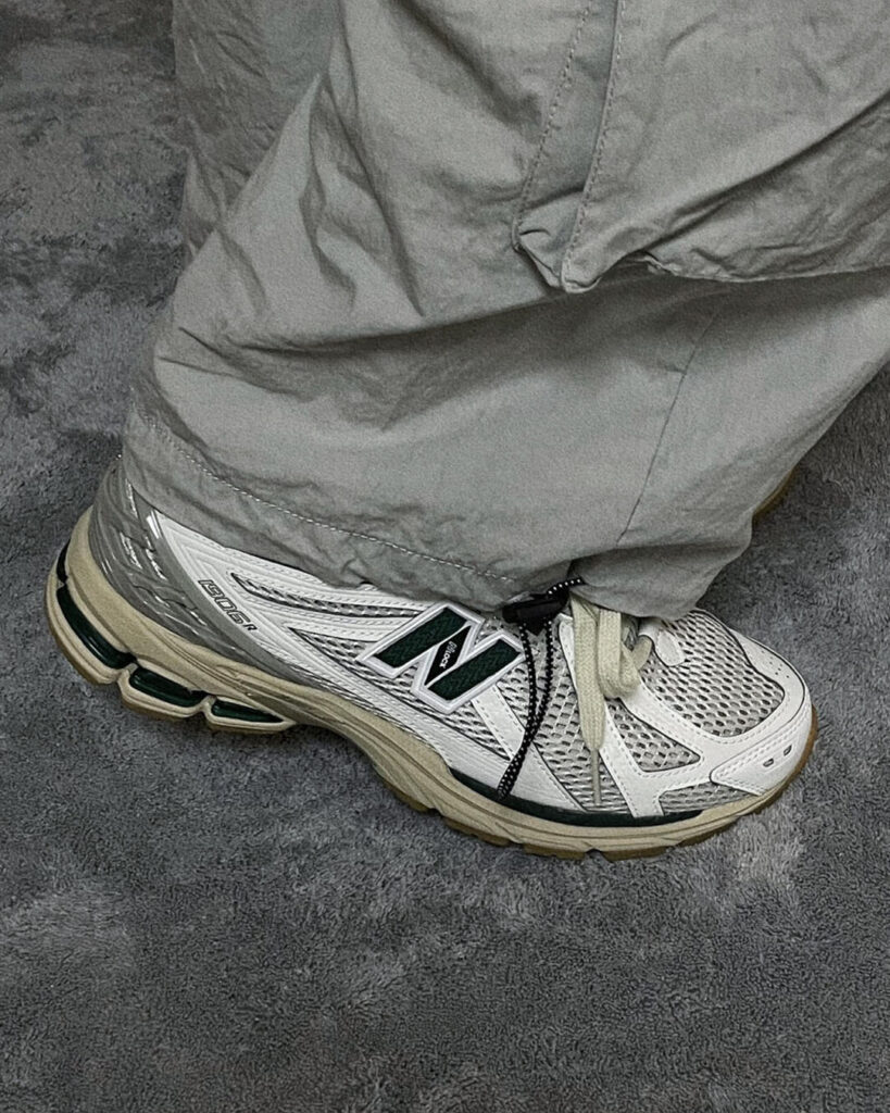 NEWBALANCE 2002Rのサイズ感の画像2