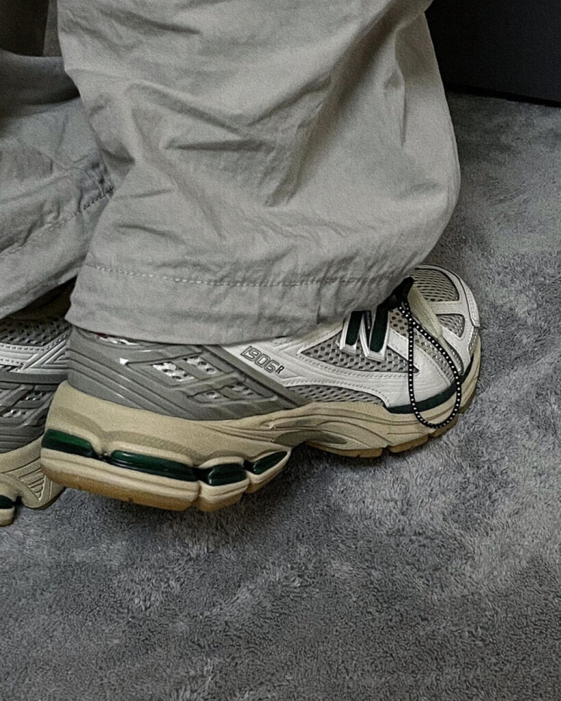 NEWBALANCE 2002Rのサイズ感の画像3