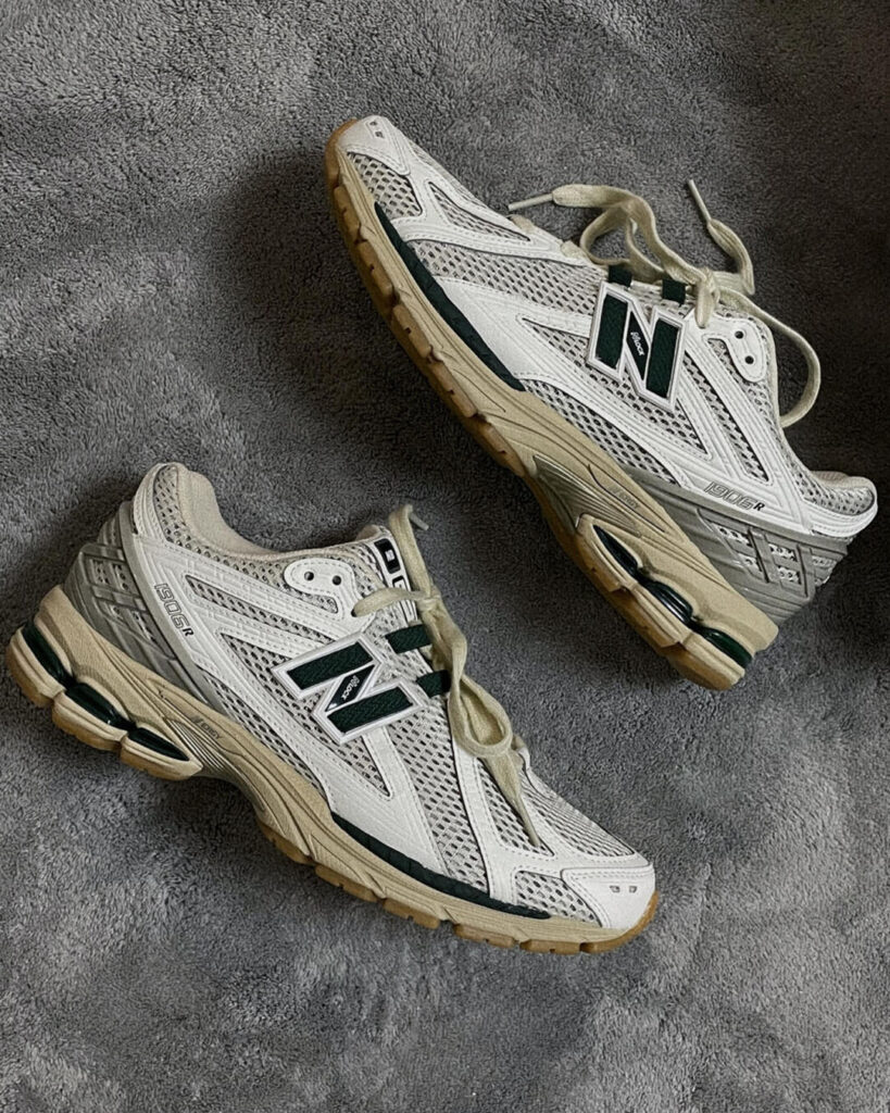 NEWBALANCE 2002Rのサイズ感の画像5