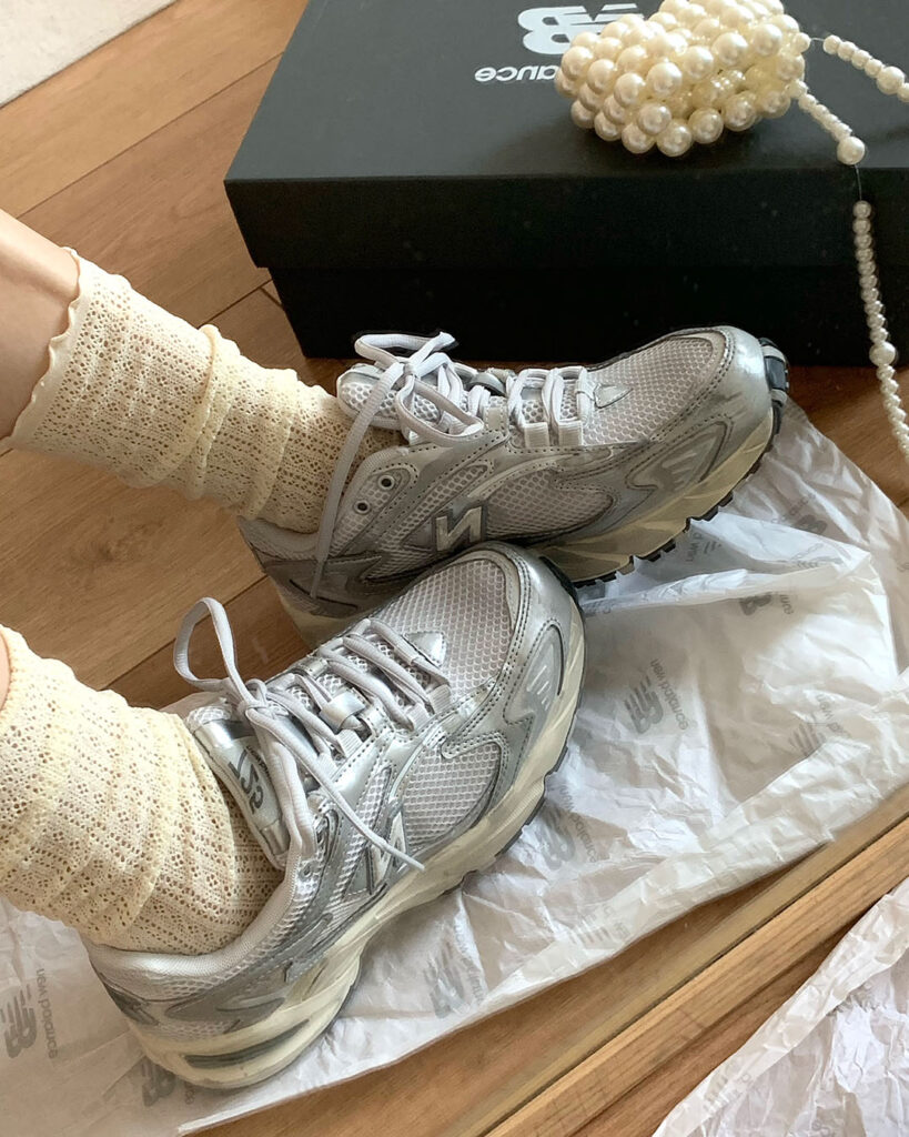 NEWBALANCE 2002Rのサイズ感の画像6