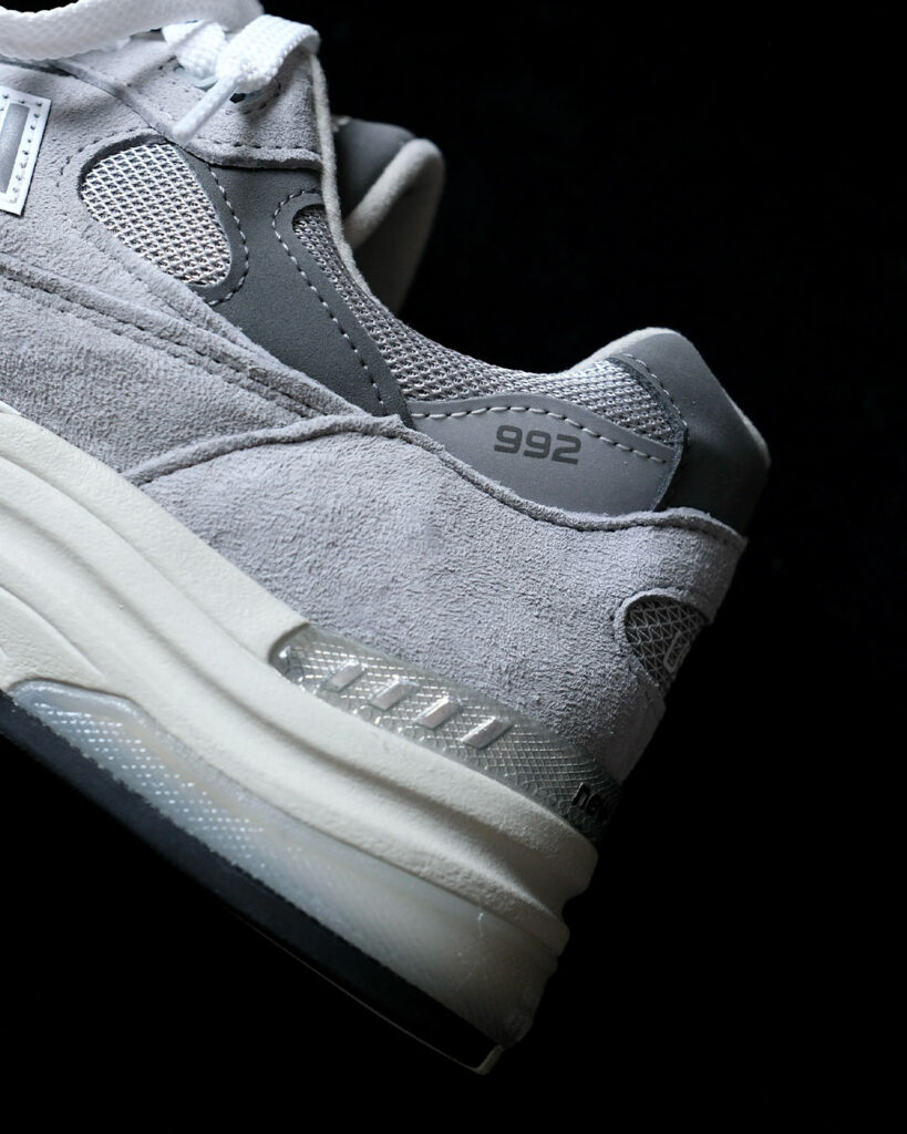 NEWBALANCE 992の画像