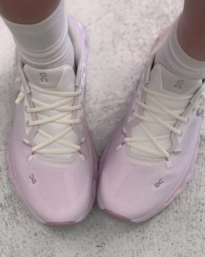 On Cloudtilt 6薄紫 メッシュアッパー スニーカー 24CM ウィメンズ Cloud 6 | ベージュ | On 日本