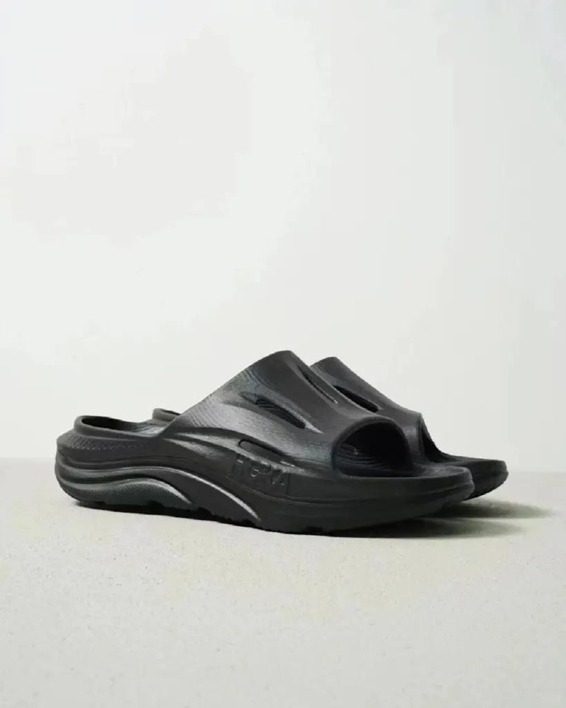 HOKA ORA RECOVERY SLIDE 3 ブラック M9サイズ Hoka Ora Recovery Slide 3 | Sage to Summit – sagetosummit