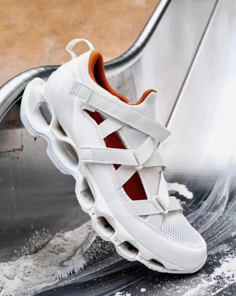 MIZUNO WAVE PROHECY STRAPの画像