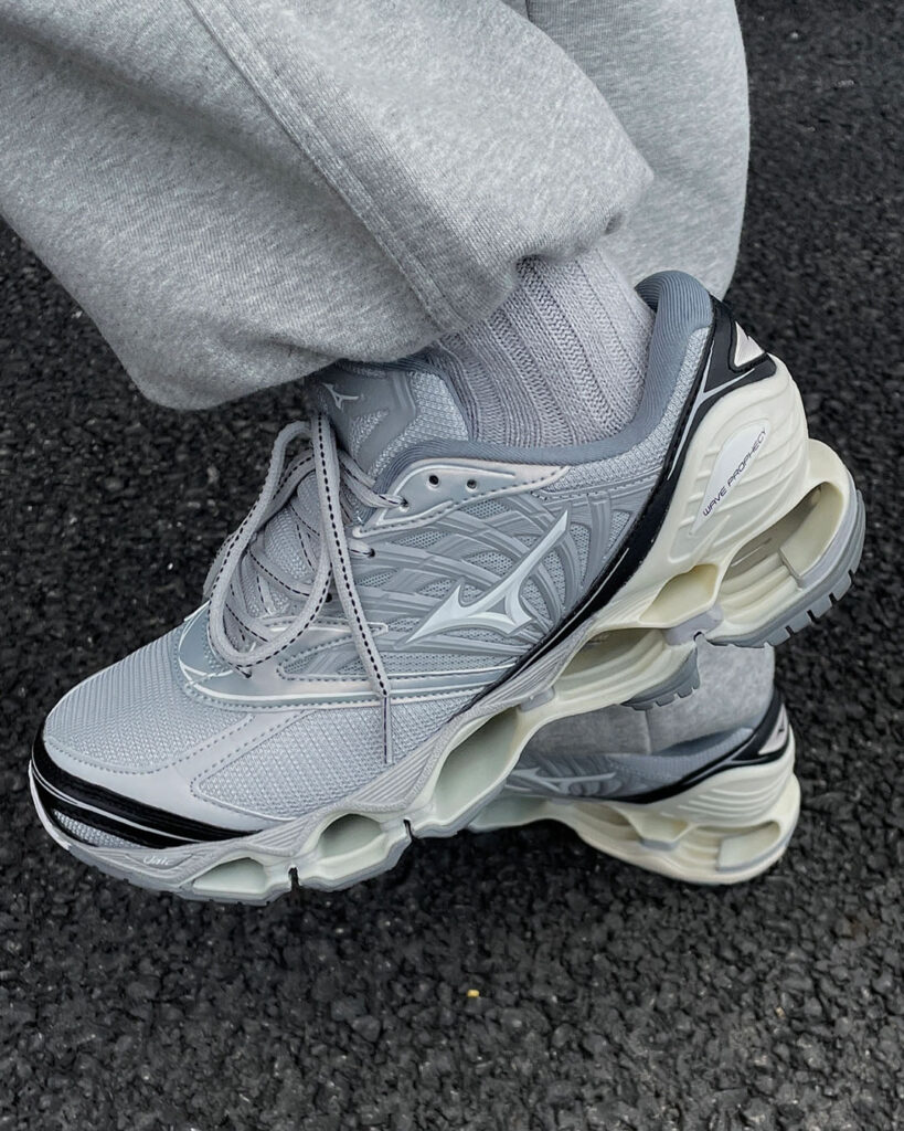 MIZUNO WAVE PROPHECY LSの画像
