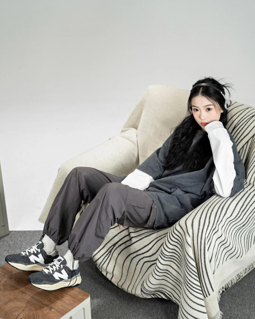 NEWBALANCE 5740のレディースコーデ画像