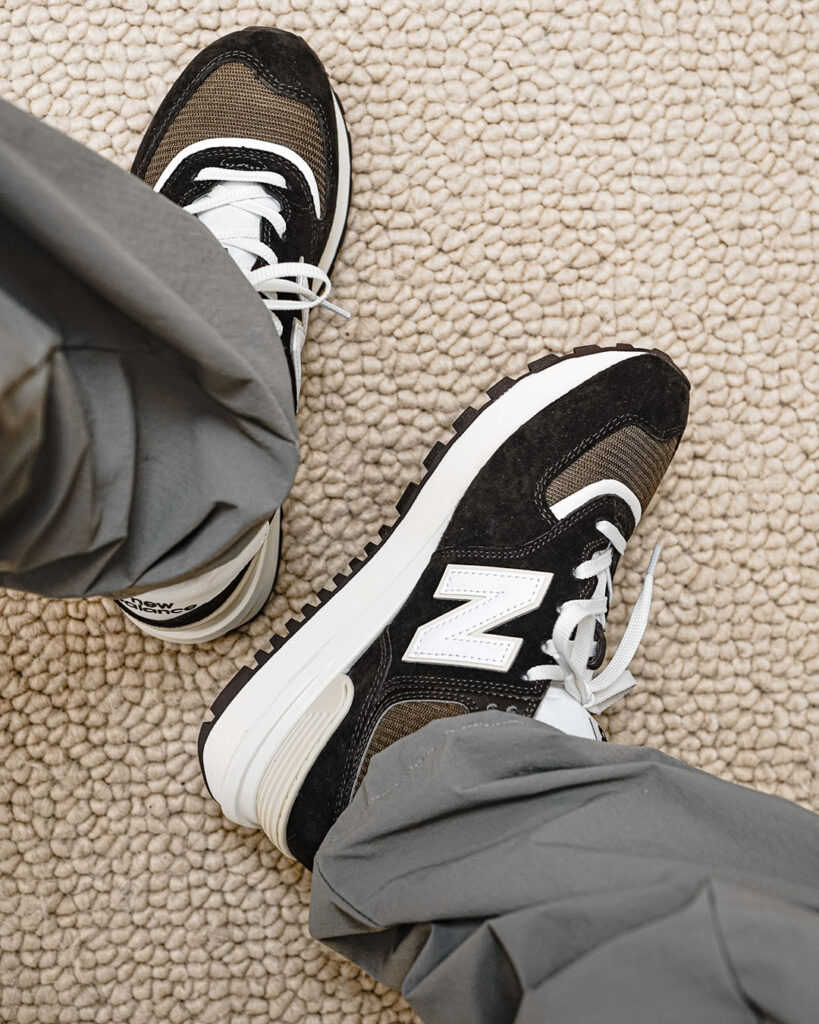 NEWBALANCE 574のコーデの画像