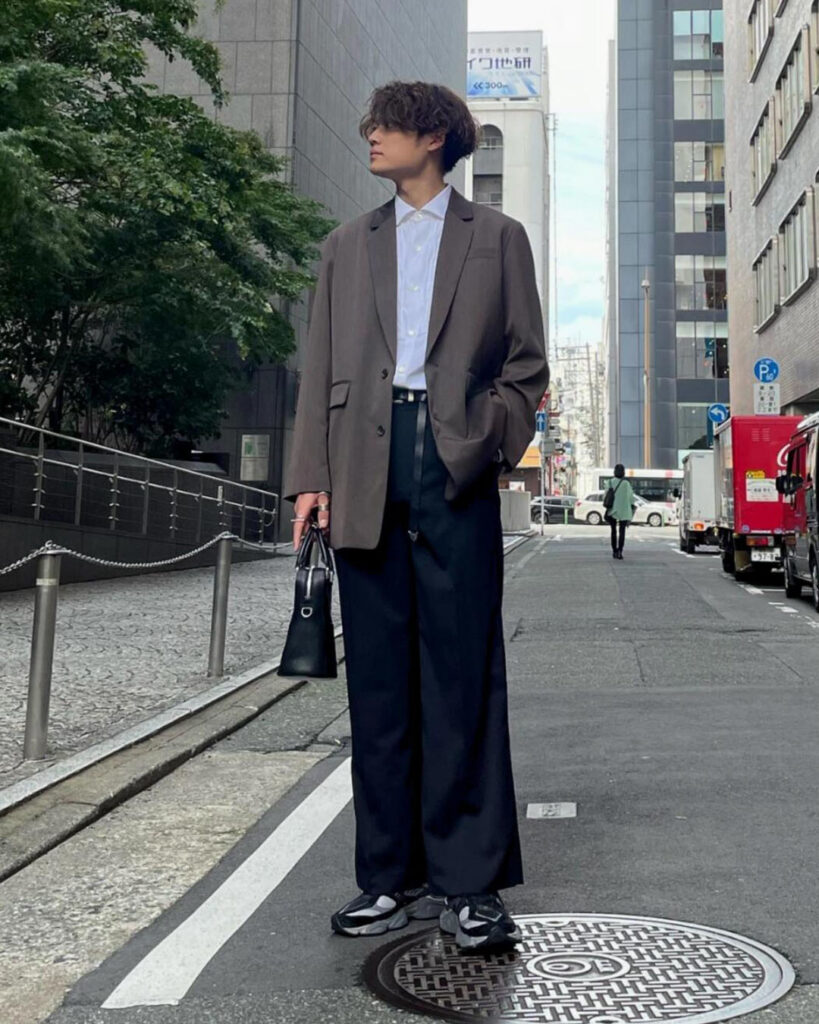 NEWBALANCE 9060のメンズコーデ画像