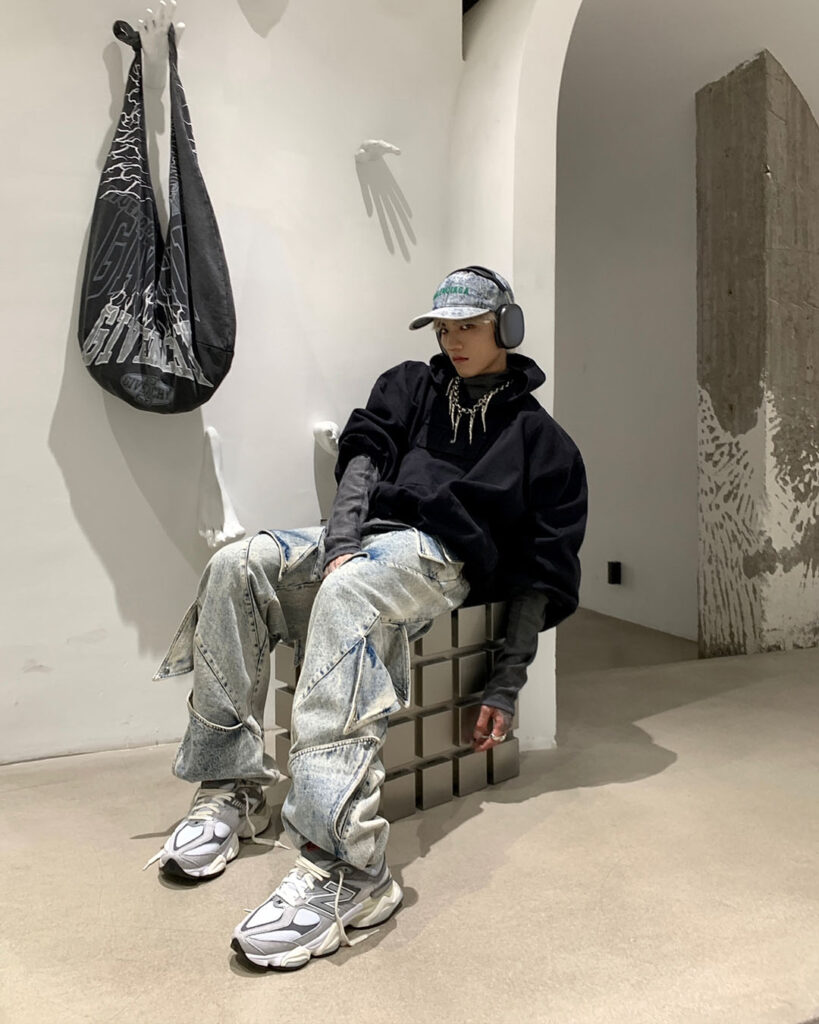 NEWBALANCE 9060のメンズコーデ画像2