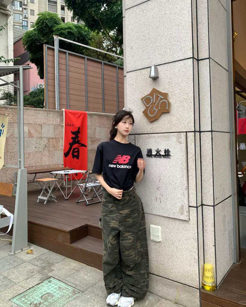 NEWBALANCE 9060のレディースコーデ画像2