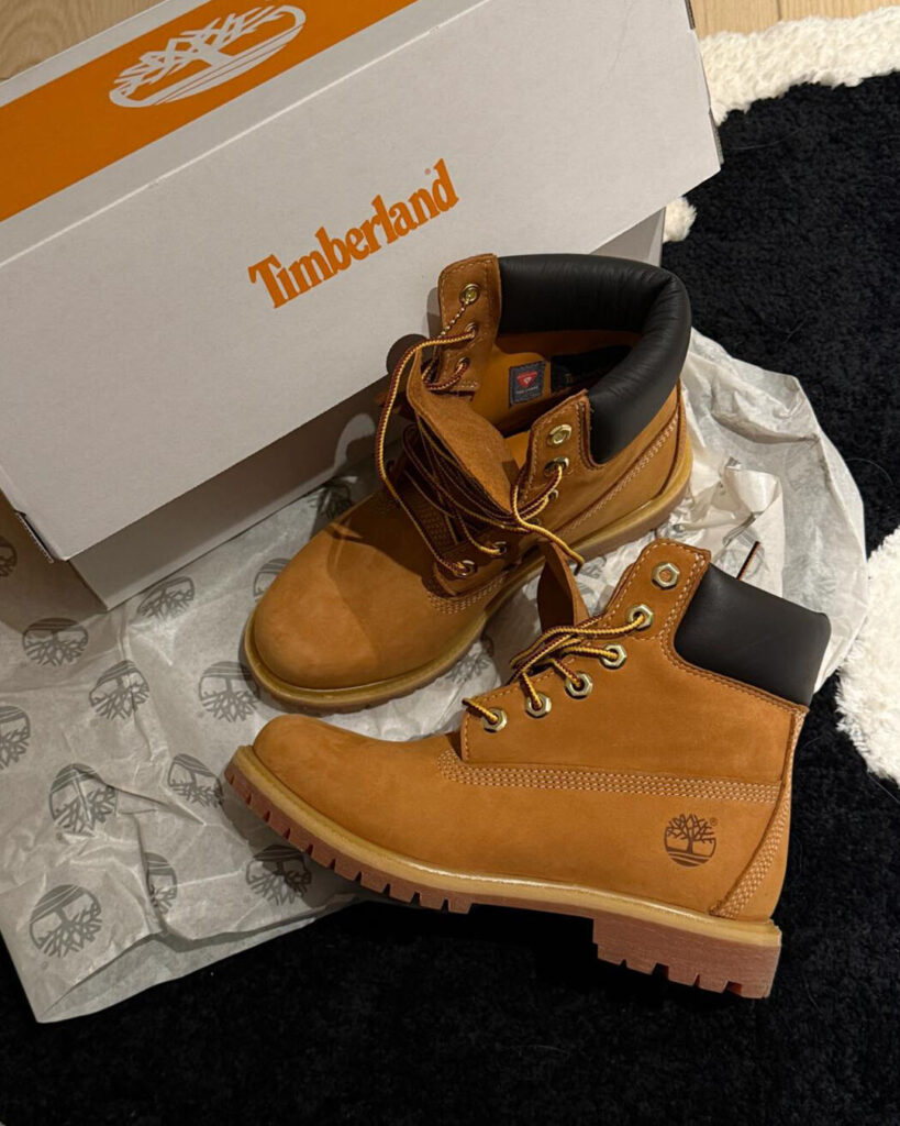 Timberland 6インチイエローブーツの画像11