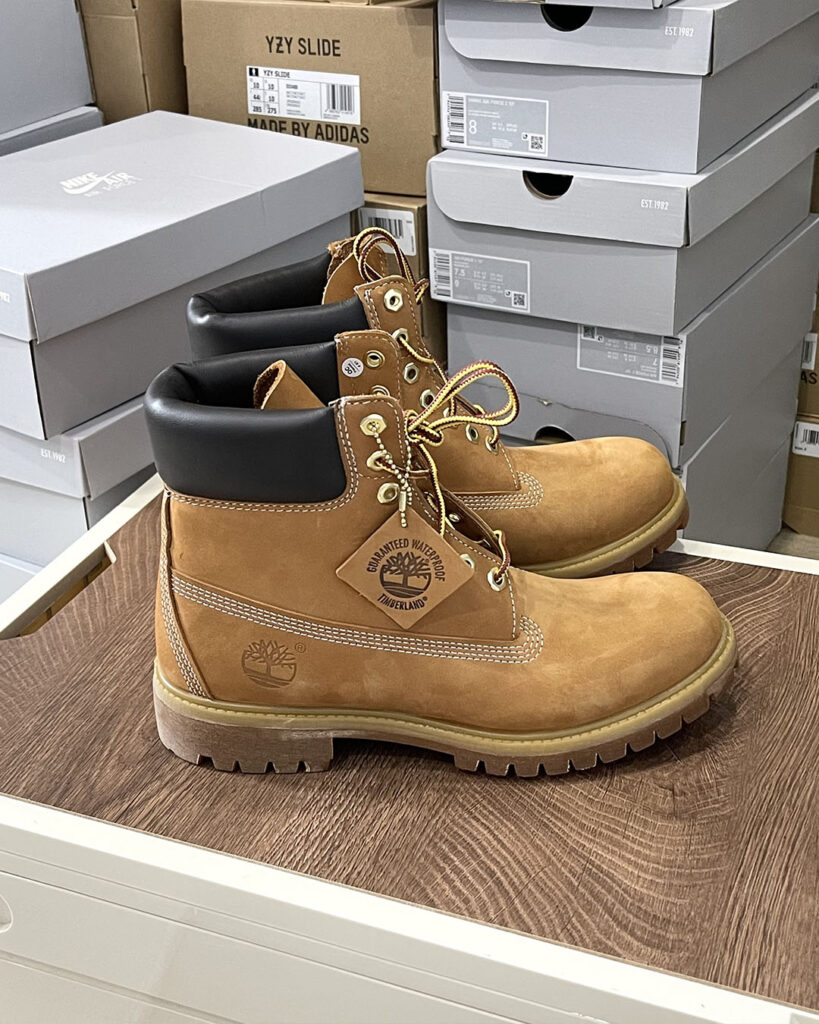Timberland 6インチイエローブーツの画像3