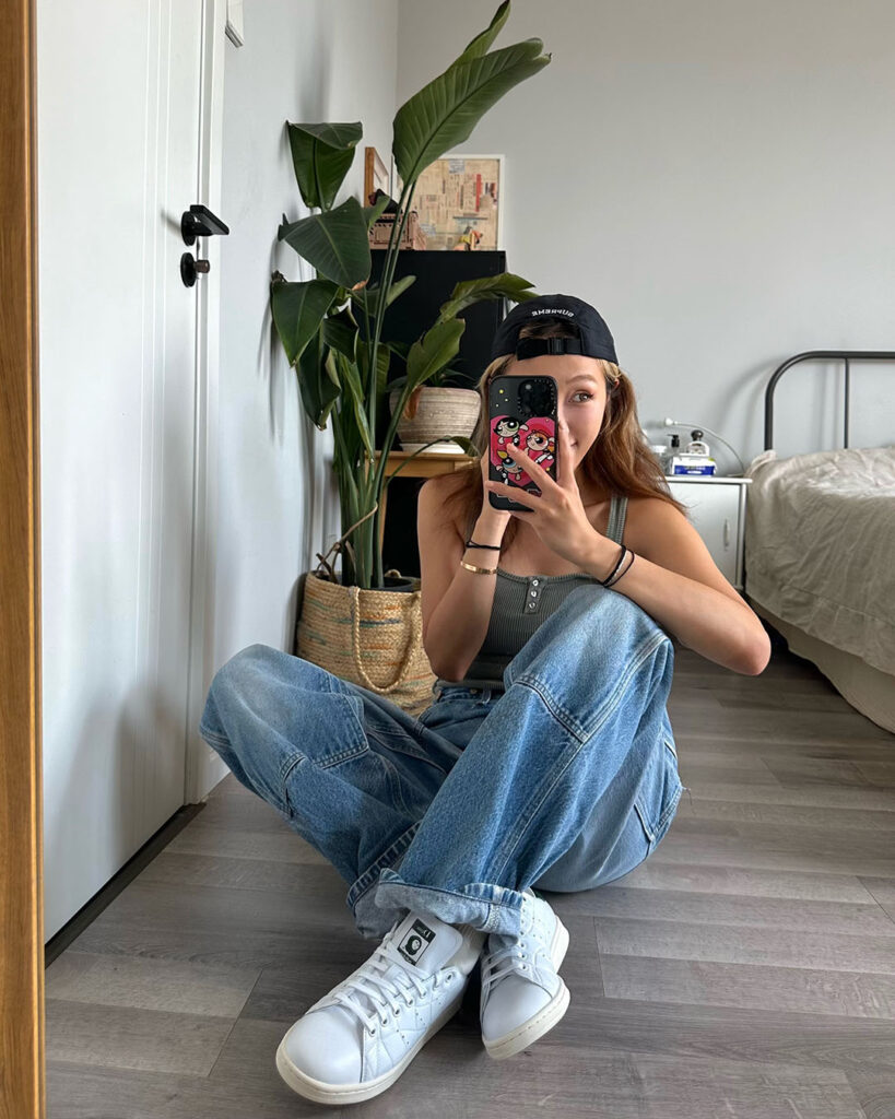 adidas Stan Smithのレディースコーデ画像3