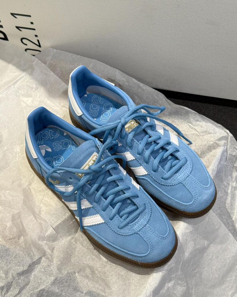adidasのSPEZIALの画像