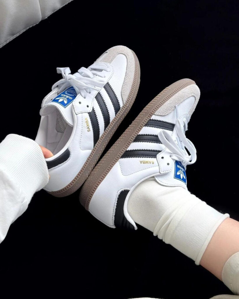 adidasのsambaの画像2