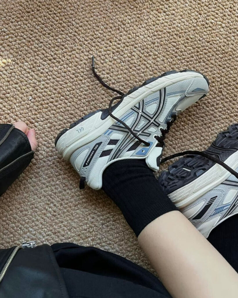 asics GEL-VENTURE 6の画像