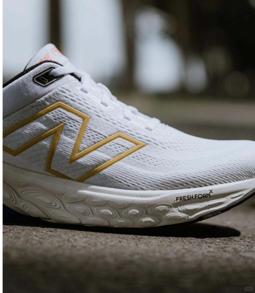 NEWBALANCEのFresh Foam X 860 v14の画像