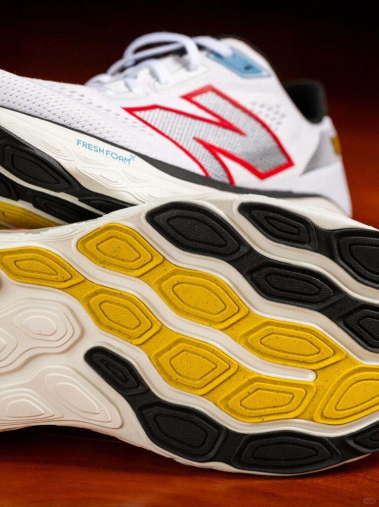 NNEWBALANCE Fresh Foam X 880 v14の画像