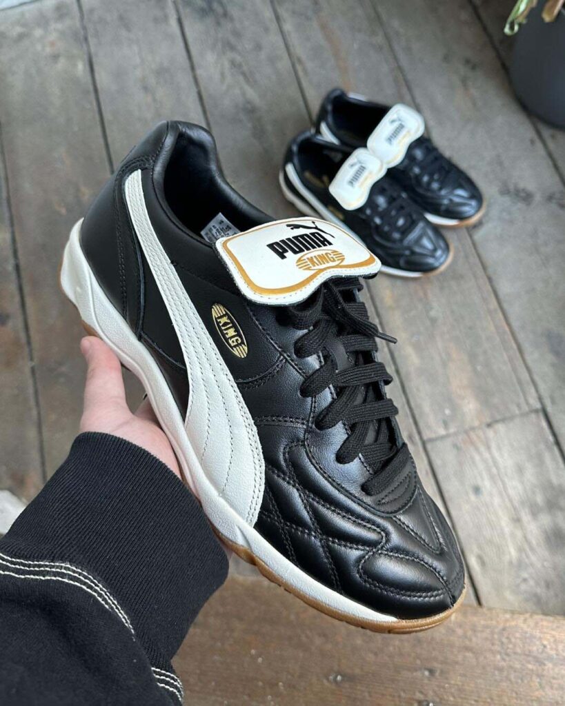 PUMA KING INDOORの画像