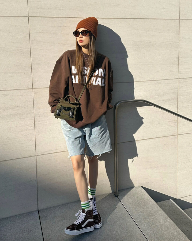 VANS スケートハイのレディースコーデ画像