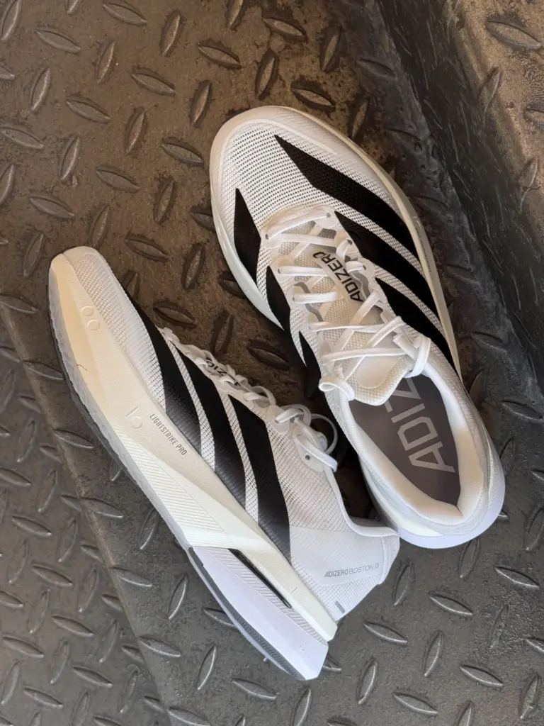 adidas Adizero ボストン13 サイズ25.5 adidas Adizero Boston 13 Sneakers - White | Free Shipping