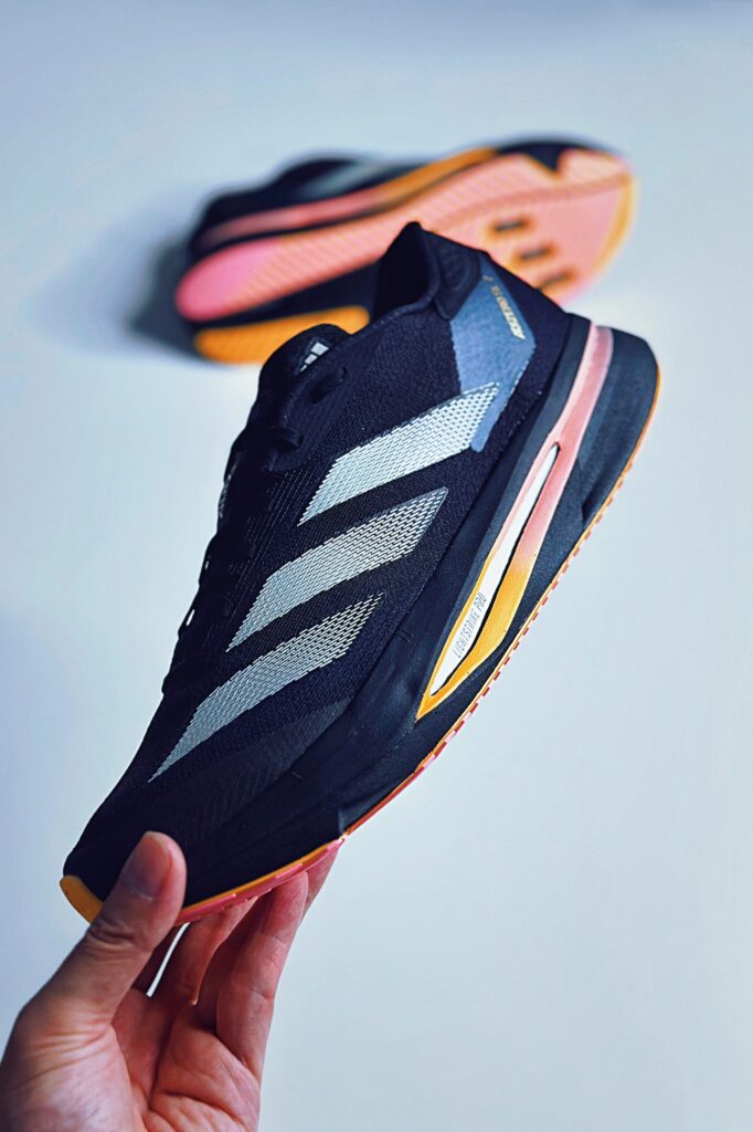 adidas adizerosl2の画像