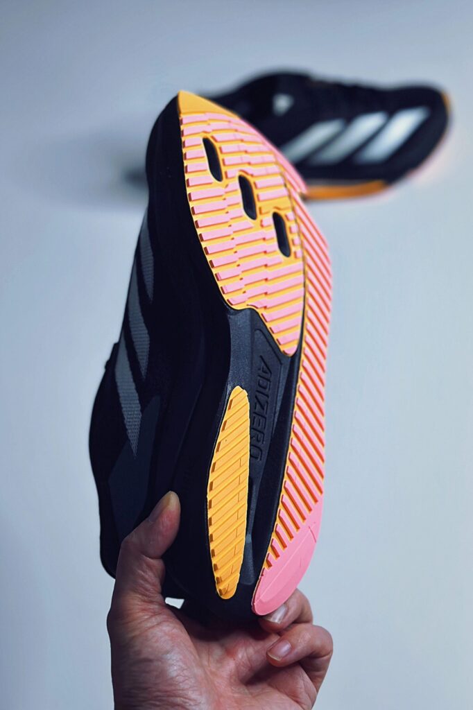 adidas adizerosl2の画像