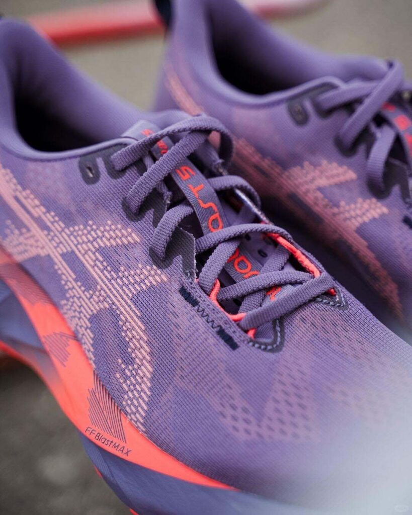 ASICS NOVABLAST 5の画像