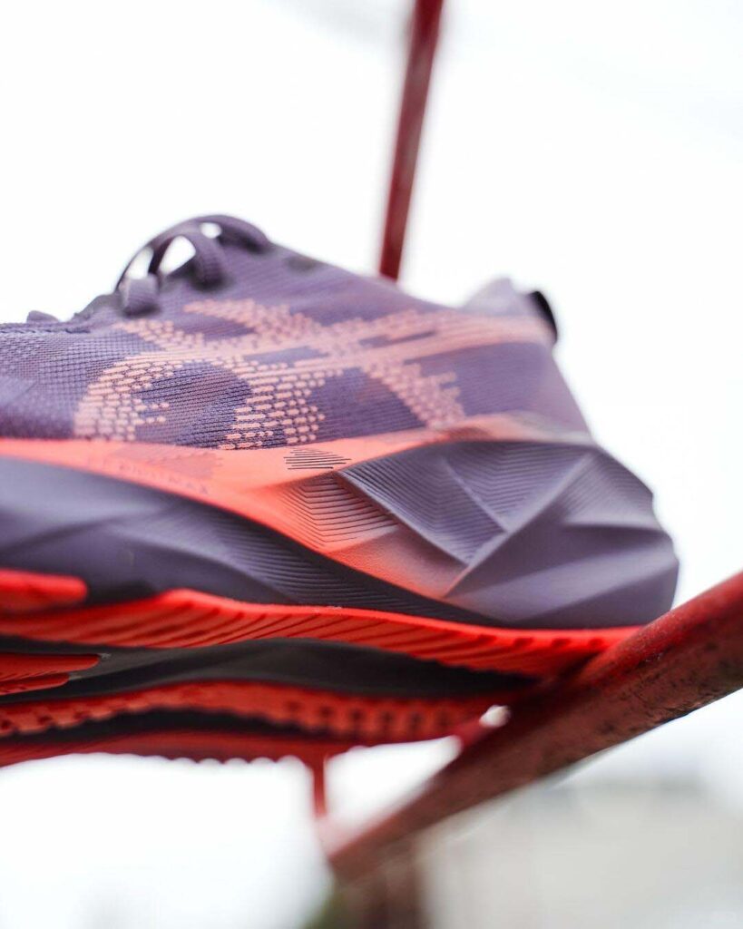 ASICS NOVABLAST 5の画像