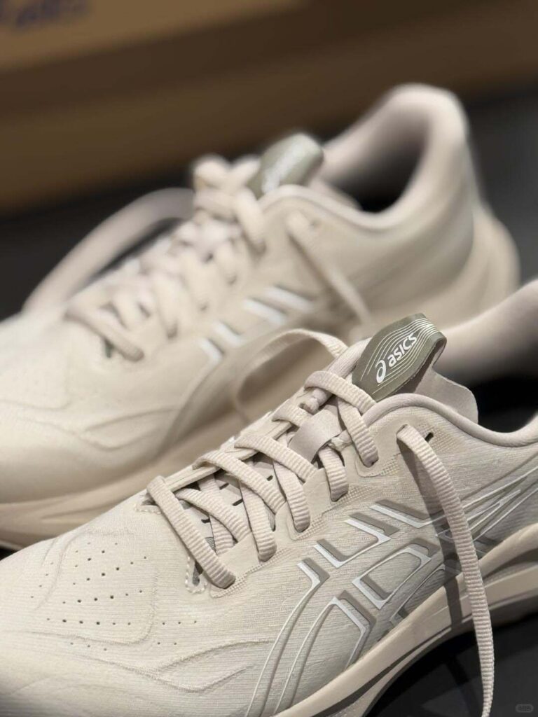 asics GT-2000 14の画像