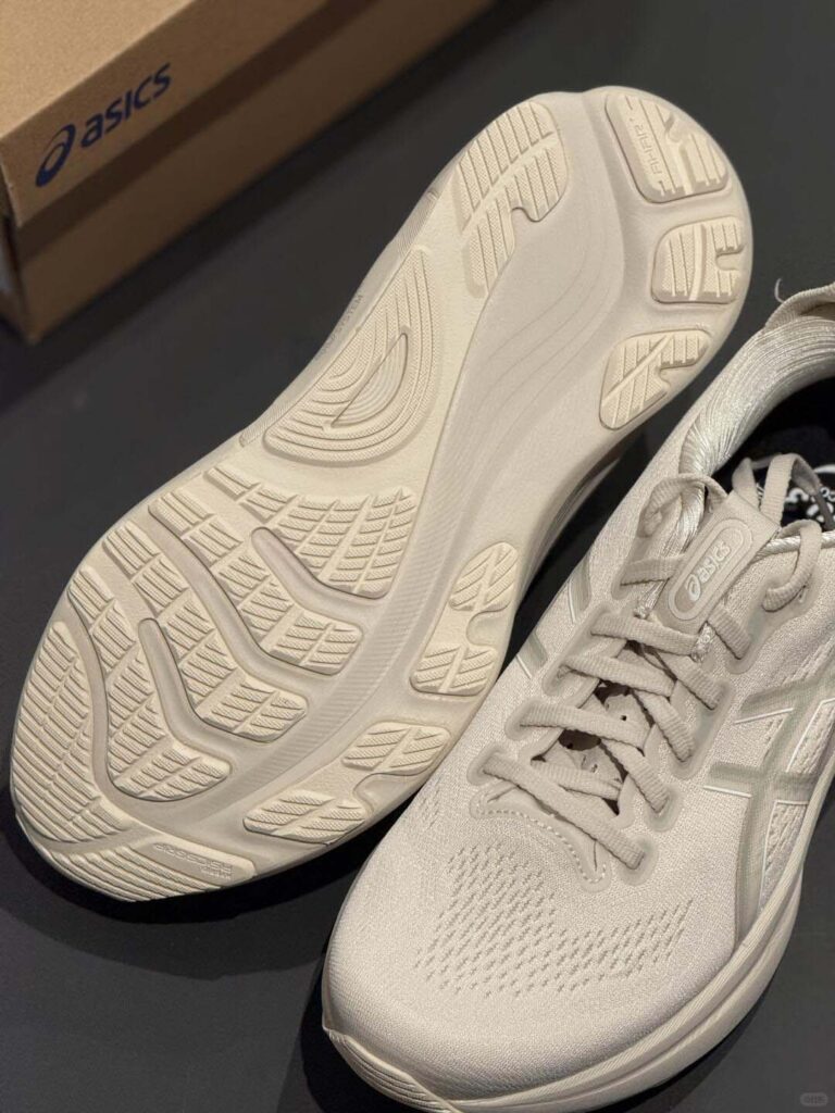 asics gel-kayano32の画像
