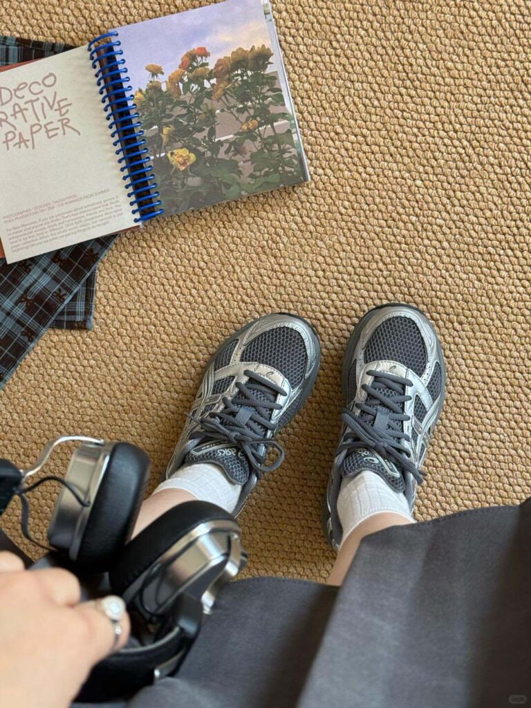 ASICS (アシックス) GEL-1130(ゲル1130)の画像