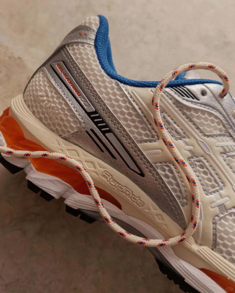ASICS(アシックス) GEL-KAYANO 12.1の画像