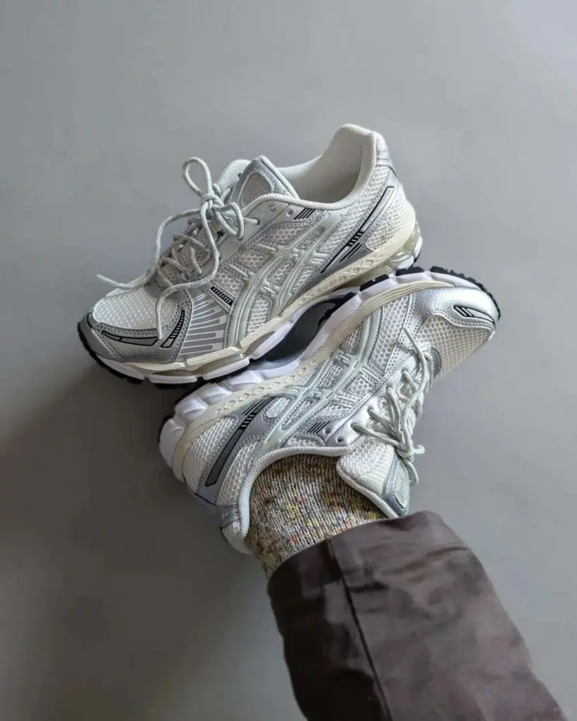 ASICS(アシックス) GEL-KAYANO 12.1の画像
