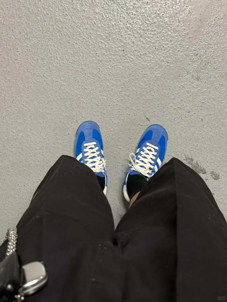 adidas(アディダス) SL72の画像