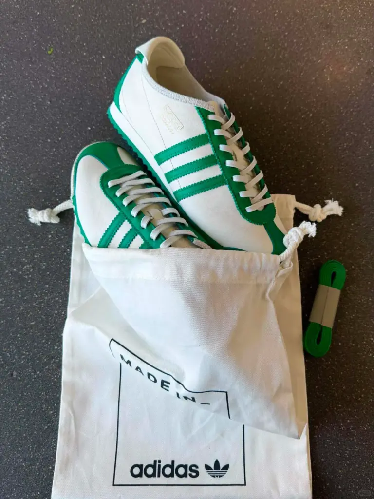 adidas(アディダス) italia(イタリア)の画像