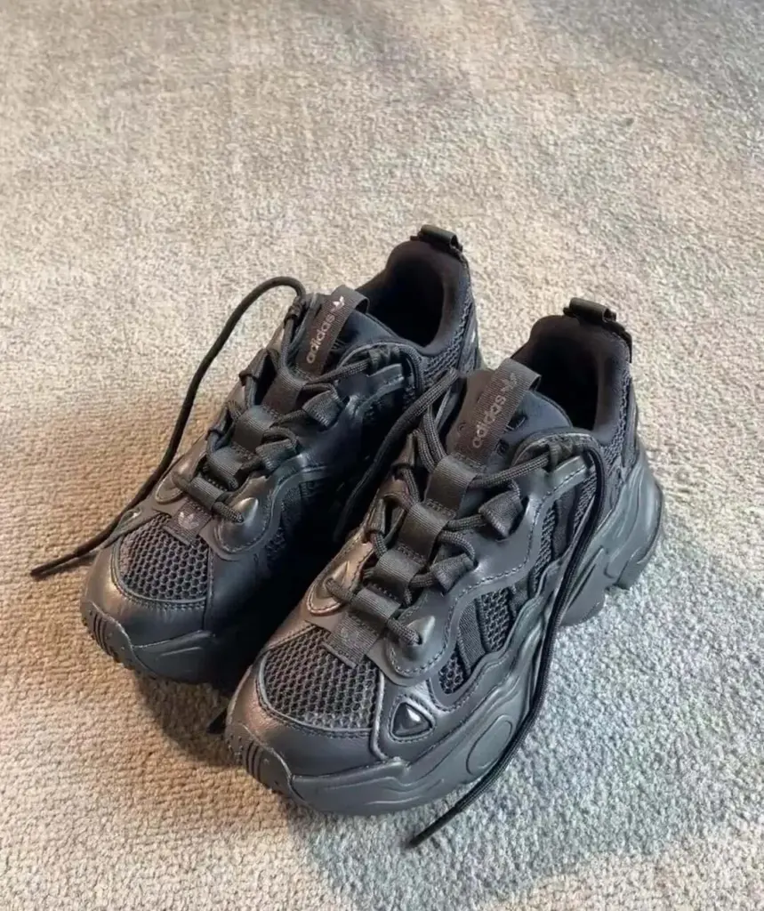 adidas(アディダス) ozgaia(オズガイア)の画像