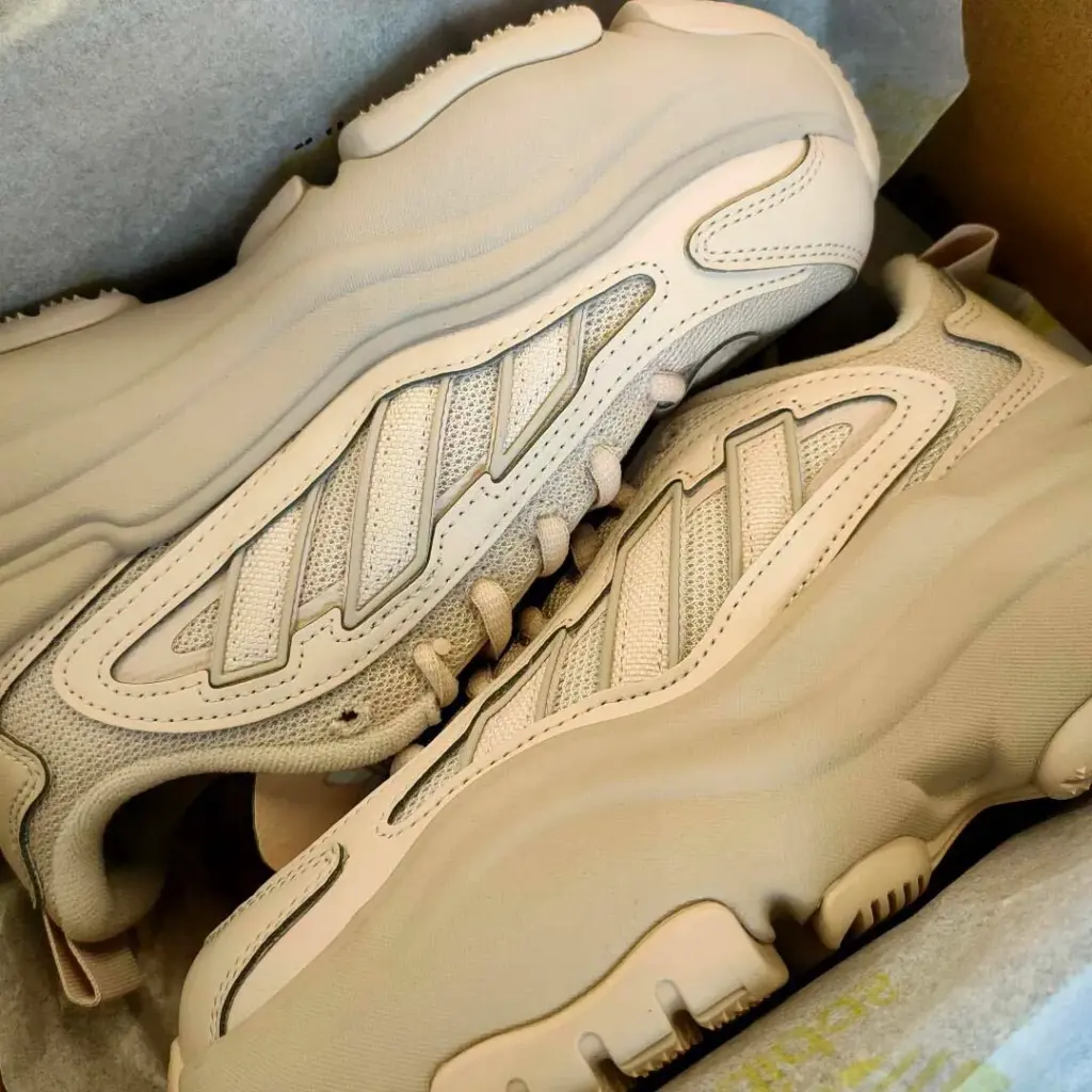 adidas(アディダス) ozgaia(オズガイア)の画像