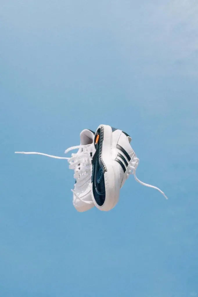 adidas（アディダス） Tyshawn（タイショーン）の画像