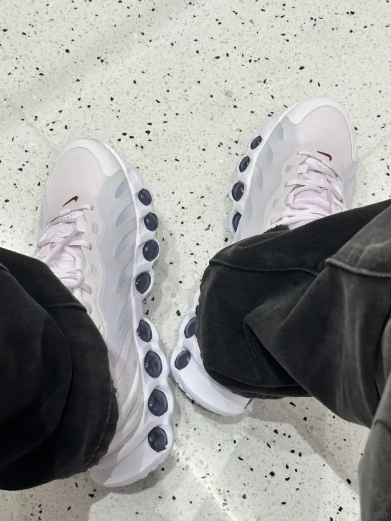 NIKE(ナイキ) Dn8はダサい？の画像