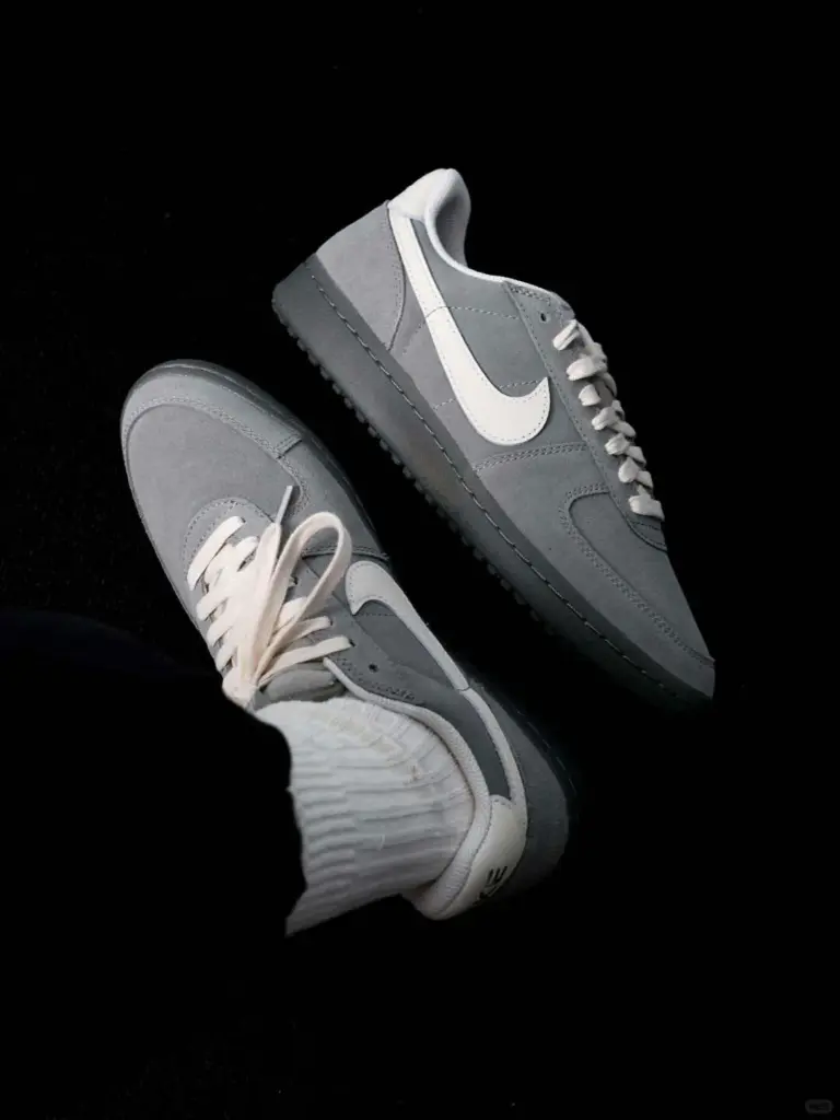 NIKE(ナイキ) FIELD GENERAL(フィールドジェネラル)の画像