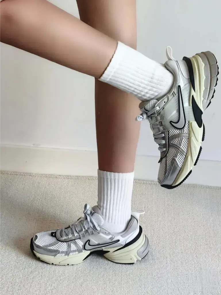 NIKE(ナイキ)-V2K-RUNはダサい？の画像