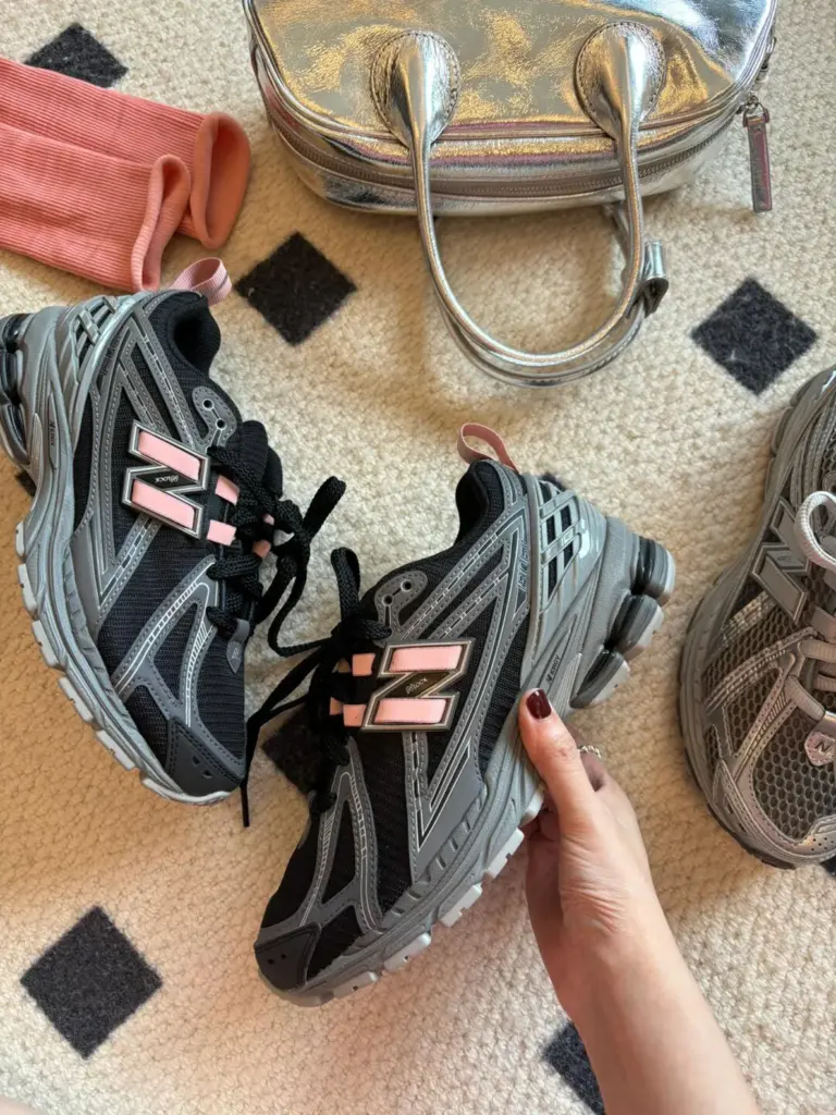 NEWBALANCE(ニューバランス) 1906Rはダサい？の画像